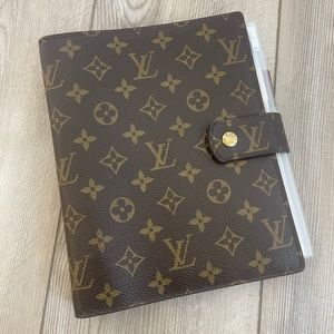 Louis Vuitton Monogram Medium Agenda